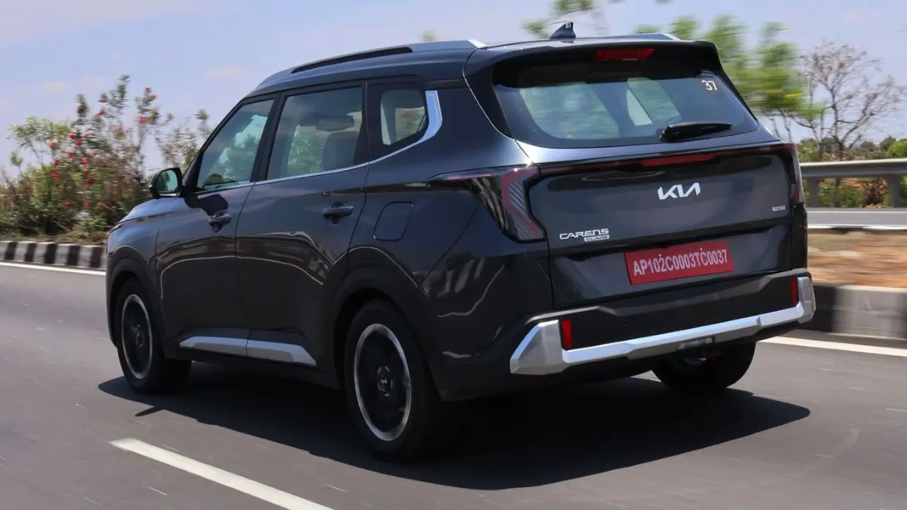 Kia Carens Clavis 1
